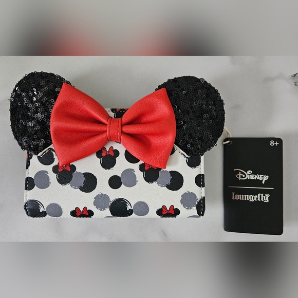 Disney Loungefly Minnie Mouse Wallet,  Minnie Mouse Beauty Set Bundle- NEW - Picture 2 of 7